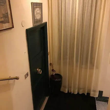 Apartamento Borghese 42 *