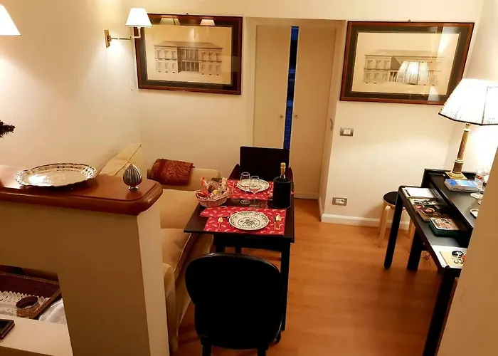 Borghese 42 Apartment Rome